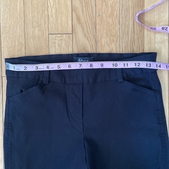 REITMANS Iconic Ankle Pant in Black size 8P - Picture 12 of 14